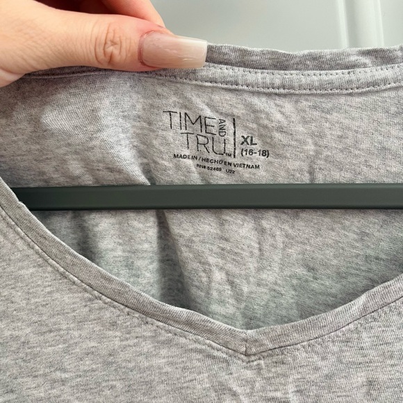 time and tru comfy and casual gray short sleeve tee size XL women's - Picture 2 of 5